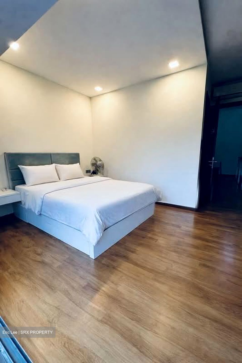 Serangoon Garden Estate (D19), Semi-Detached #538119351